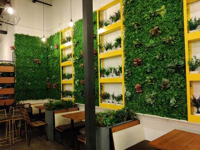 1102 Bubble Tea & Coffee