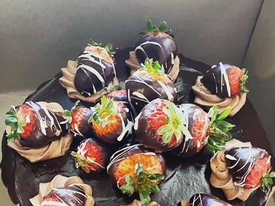 1724 Cupcakery, Confections & Co.