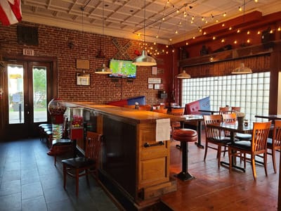 1905 Featuring Southern Ground Coffee Bar & Fox's Pizza Den