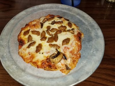 1905 Featuring Southern Ground Coffee Bar & Fox's Pizza Den