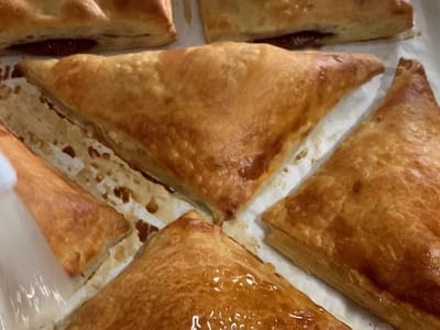 1st Look Realty Café