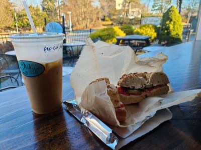 2 Alices Coffee Lounge