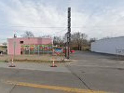 28XQ+CV8 Topeka, Kansas