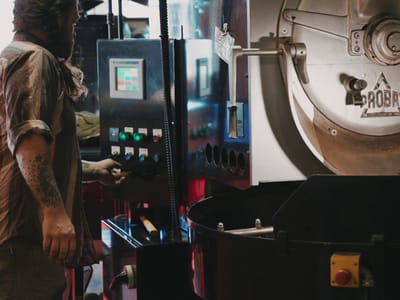 2Ten Coffee Roasters (Montana Av.)