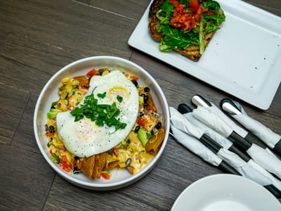 2Ten Coffee Roasters (Montana Av.)