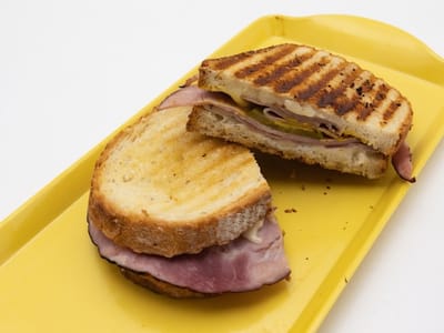 4&20 Bakers Bakery & Cafe