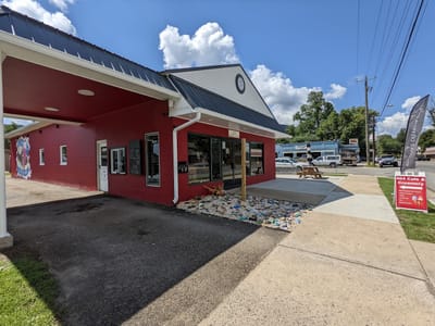 404 Cafe and Creamery