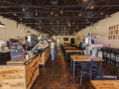 404 Cafe and Creamery