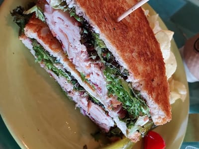 421 Coffeehouse & Bistro