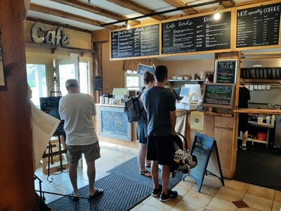 48 Main Cafe & Creperie