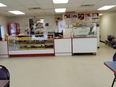 5 STAR DONUTS AND DELI