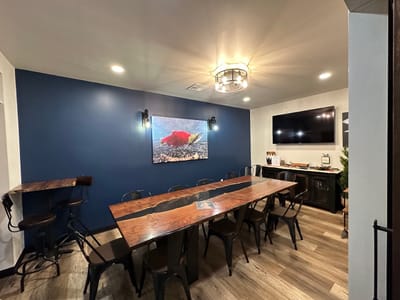 55 Sunset Coffee & Spirits