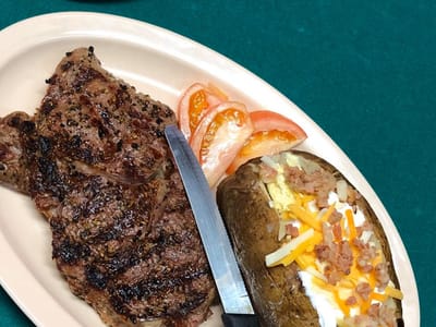 58 Junction Cafe & Ice House