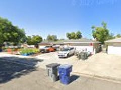 6137 N Anna St, Fresno, CA 93710