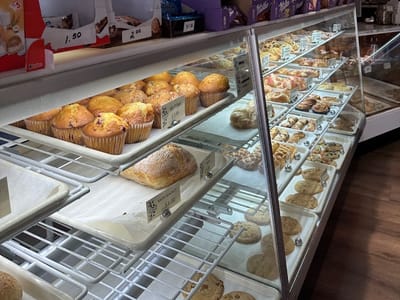 A Ca Mia Coffee shop/Bakery