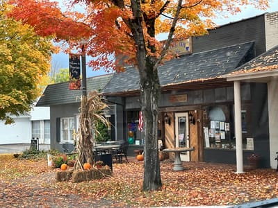 A latte cafe on Main