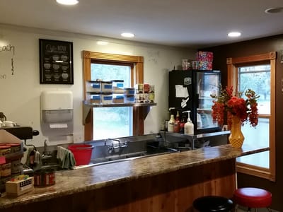 A ManeFrame Salon & Boutique