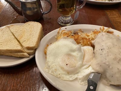 Acorn Saloon & Feeding Station