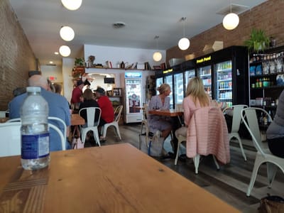 ACRESinn | Market-Cafe and Restaurant