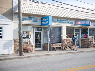 Adapt Kitchen and Juice Bar