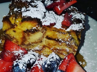 Adonna's Garden St Cafe and Bakery