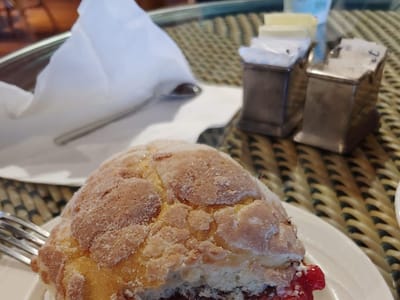 Aida’s Coffee House