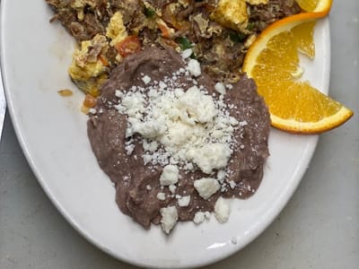 Ale's Mexican grill & cafe