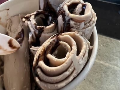 Alif Cafe on the Lake George Beach