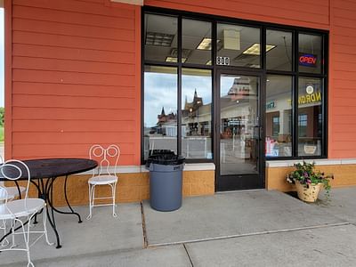 Alli B's Coffee Shop and Boutique