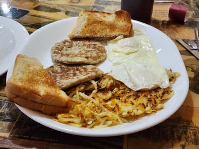 Amelia's Café & Bakery