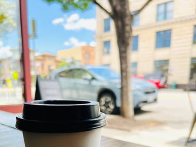 AMSTRDM Coffee House | Piano Lounge