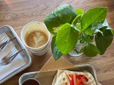 AMSTRDM Coffee House | Piano Lounge