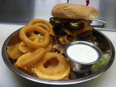 Anchor Pointe Resort & Restaurant