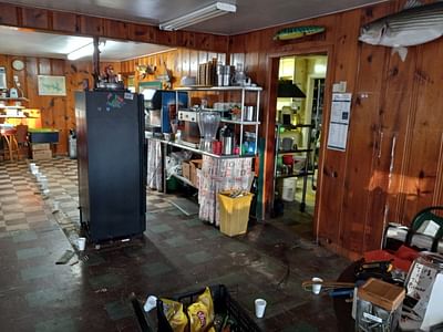 Anchor Pointe Resort & Restaurant