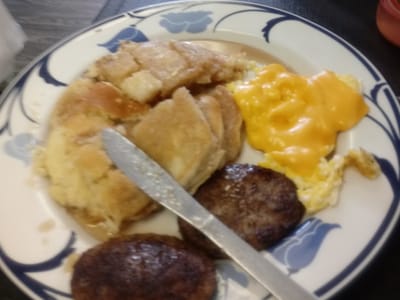 Annie Mae's Internet Café