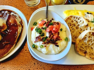 Another Broken Egg Cafe