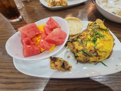 Another Broken Egg Cafe