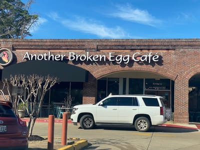 Another Broken Egg Cafe