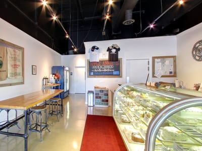 Apple Annie's Bake Shop