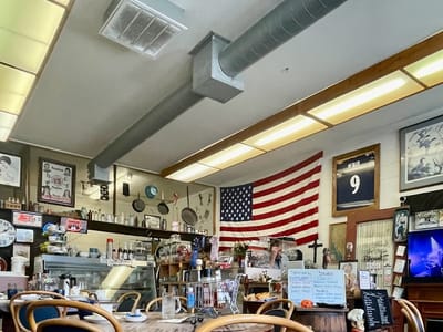 Apple Barrel Deli & Bakery