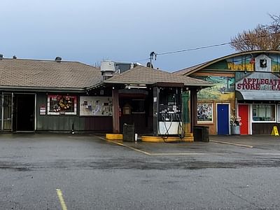 Applegate Store & Café