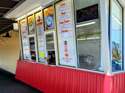 Arctic Island & Cafe