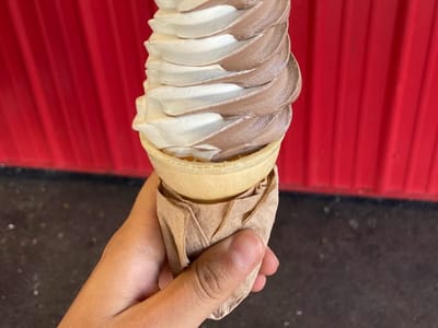 Arctic Island & Cafe