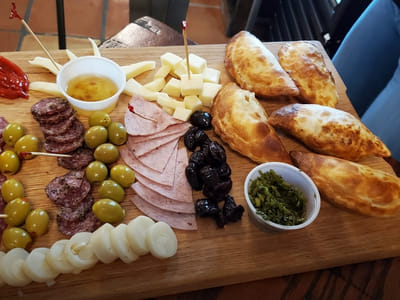 Argentinian Coffee & Wine Bar