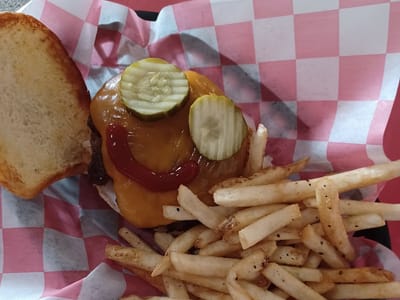 Arnold's Roadside Cafe