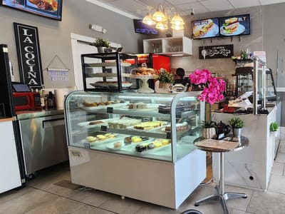 Aroma and Bread Coffee Shop