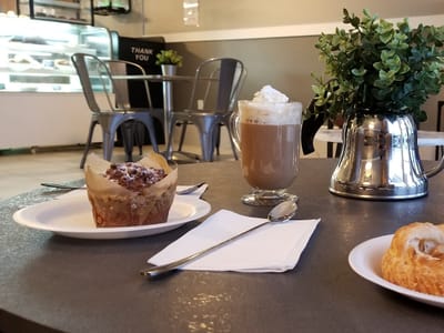 Aroma and Bread Coffee Shop