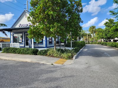 Aroma Joe's Coffee House & Drive Thru