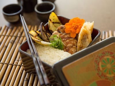 Aromas Restaurant & Café