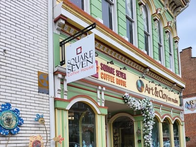 Art & Clay On Main/Square 7 Coffee House